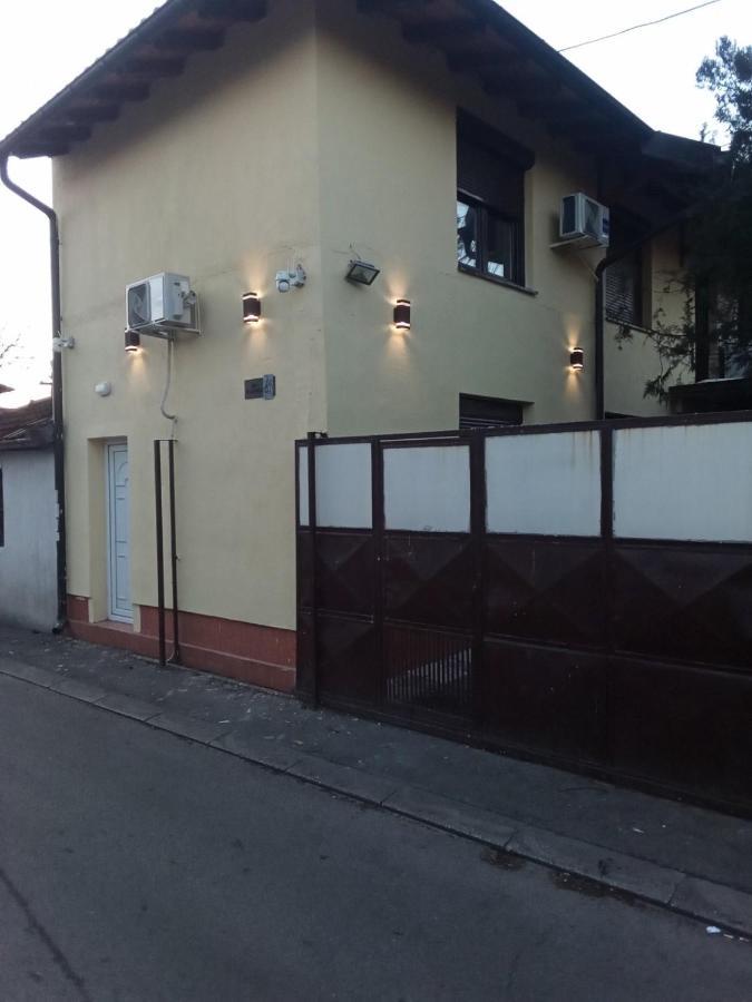 Apartman En Dusanovac Zewnętrze zdjęcie