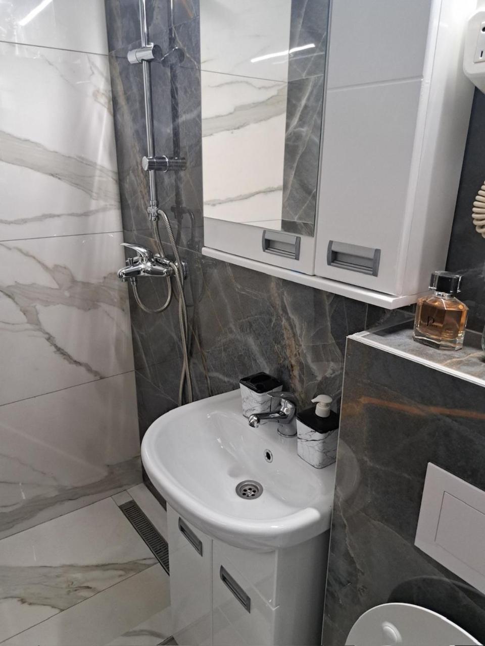 Apartman En Dusanovac Zewnętrze zdjęcie
